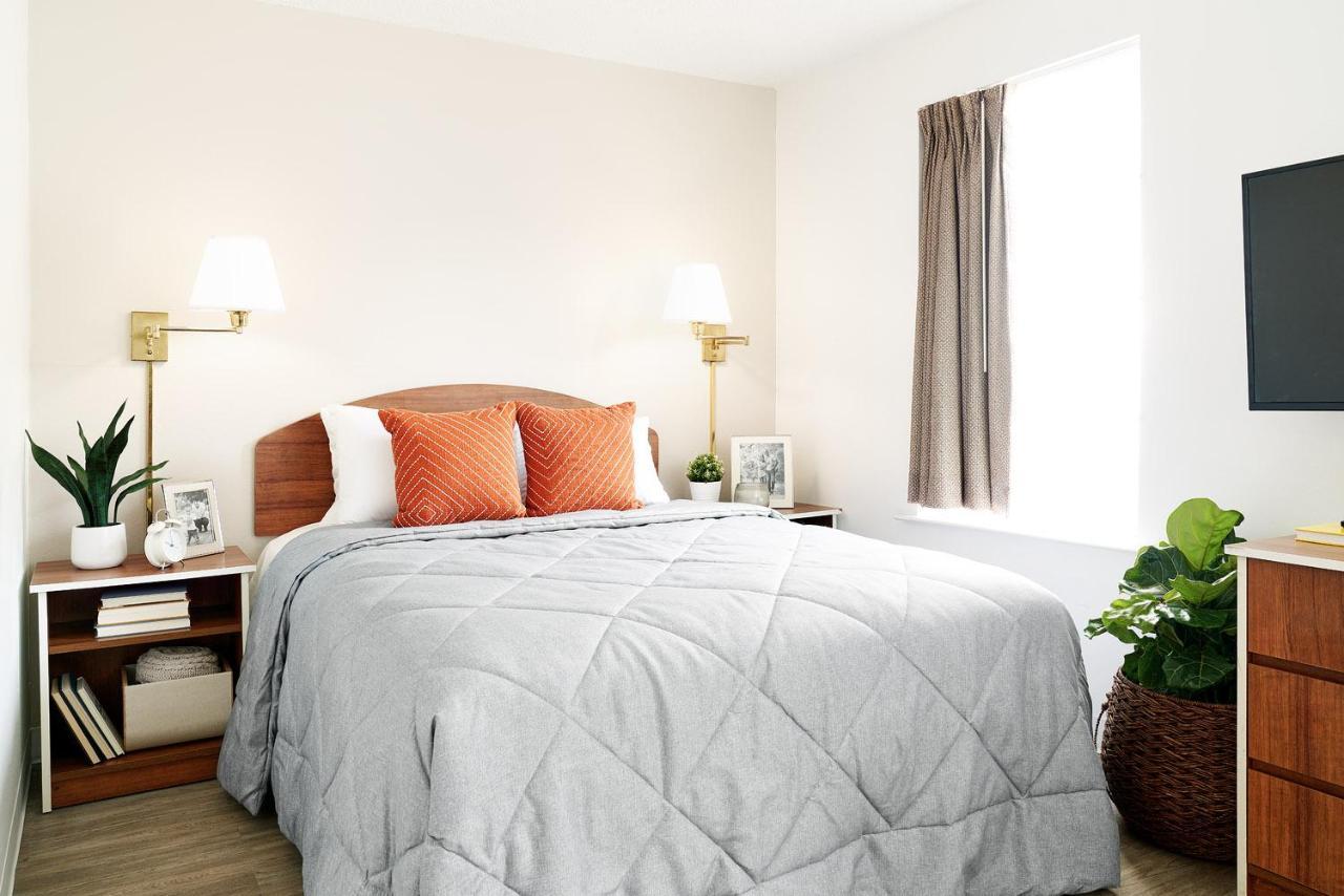Intown Suites Extended Stay Dallas Tx - Medical Center Екстер'єр фото
